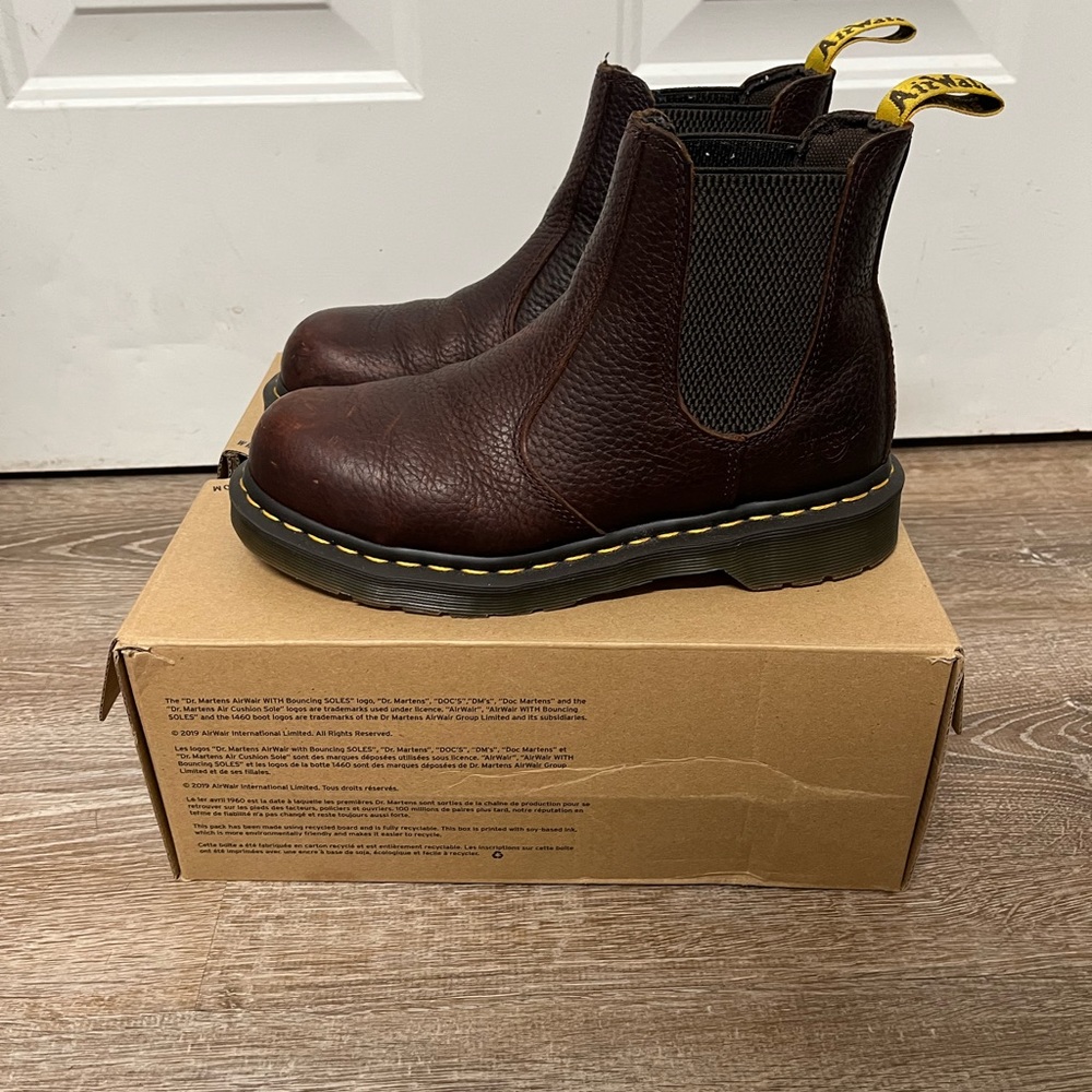 DR. MARTENS WOMEN'S ARBOR CHELSEA BOOTS - STEEL TOE